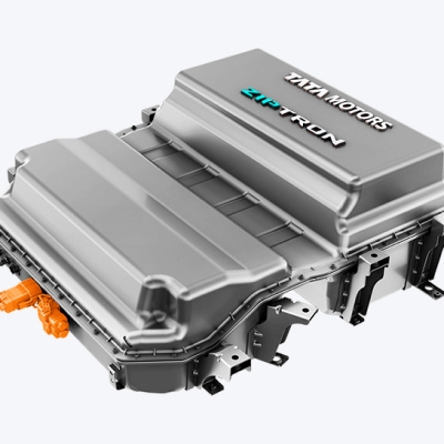 A high-performance electric battery of  Tata Tiago.ev XZ+ Tech LUX LR